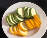 Hình bước làm 2 của món Cá ngừ áp chảo và cơm chiên kimchi