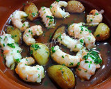 Foto del paso 14 de la receta: Cigalitas y ajos macerados en aceite de oliva confitados