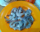 Foto langkah ke 1 dari resep Udang goreng tepung.