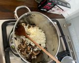 A picture of step 2 of Tuscan Soup.