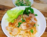 Hình bước làm 4 của món Hủ tiếu khô xá xíu
