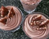 A picture of step 11 of Chocolate Mousse with Walnut Praline.