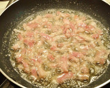 Foto del paso 3 de la receta: Montadito de tortilla española con bacon