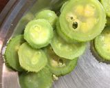 A picture of step 2 of Spine Gourd Fritters.