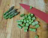 Foto del paso 14 de la receta: Solomillo con revuelto de fredolics y espárragos trigueros
