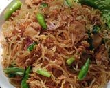 Foto langkah ke 3 dari resep Bihun Goreng Spesial.