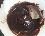A picture of step 2 of Choco Nutella Sandwich.
