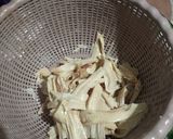 Foto langkah ke 3 dari resep Sup Dada Ayam Kulit Tahu.