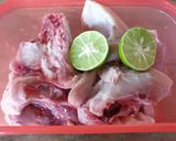 A picture of step 1 of Chicken Woku.
