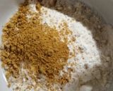 A picture of step 4 of Potatoes Maggi roll.