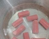 Foto langkah ke 2 dari resep Mie Gulung Sosis Tanpa Telur.