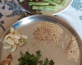 सहजन आलू सब्जी (sahjan aloo sabzi recipe in Hindi) रेसिपी चरण 1 फोटो