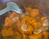 Foto langkah ke 1 dari resep Pumpkin Soup.