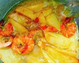Foto langkah ke 3 dari resep Kaleyo Santan Udang Kentang.