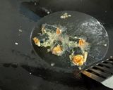 Foto langkah ke 4 dari resep Chicken nori roll.
