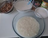 Hình bước làm 3 của món Sweet sticky rice congee with coconut cream. Chè đậu trắng nước dừa nấu bằng lò vi sóng