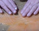A picture of step 1 of Smoked salmon paupiette.