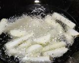 A picture of step 2 of Chilli potato.