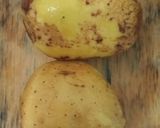 Foto langkah ke 1 dari resep Potatoe Wedges (goreng).