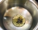 A picture of step 1 of Sindhi Kadhi.