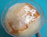 A picture of step 4 of French Onion Soup.