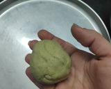 A picture of step 3 of Jowar Bajra Methi Garlic Paratha.