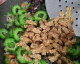 Foto langkah ke 5 dari resep Tumis Pare.