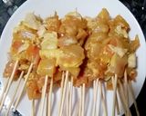 A picture of step 2 of Satay chicken.