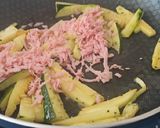 Foto del paso 1 de la receta: Ensalada templada de calabacín