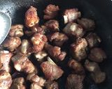 Foto del paso 3 de la receta: Costilla de puerco en salsa roja
