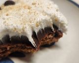 A picture of step 5 of Mini S’more Cheesecakes.