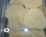 A picture of step 1 of Masala aloo pakora.