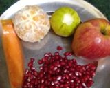 A picture of step 1 of Fruit salad cake.