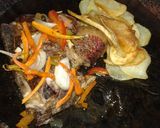 Foto del paso 9 de la receta: Bifes "acriollados" al horno con papas españolas