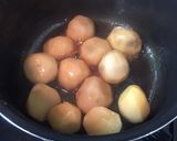 รูปขั้นตอนการทำที่ 9 ของ เผือกญี่ปุ่นต้ม(里芋に煮っ転がし)