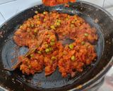 A picture of step 3 of Paneer bhurji.