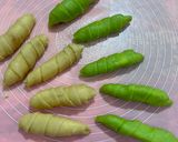 Foto langkah ke 4 dari resep Molen Pisang.