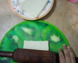 A picture of step 5 of Crispy Bread roll.