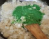 A picture of step 6 of Pan stuff gulkand masala modak.