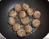 A picture of step 4 of Kofta Karahi.