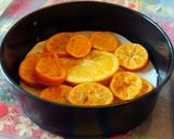 A picture of step 5 of Upside down orange cake.
