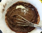 A picture of step 4 of Zebra Cake.
