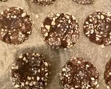 Kakaós-mandulás keksz tejcsokival recept fázis 3 fotója