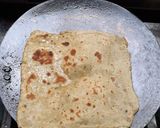 A picture of step 8 of Mint paratha.