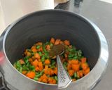 A picture of step 4 of Ishu House Pulao.