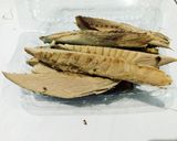 Foto langkah ke 2 dari resep Oseng Ikan Tongkol Cuwe Cabe Ijo.