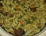 A picture of step 5 of Stir fried macaroni.