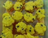 Foto langkah ke 4 dari resep choco chip cookies empuk ngeprul.