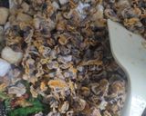 Foto langkah ke 2 dari resep Tahu Kerang Tumis Cabai Hijau.