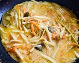 Foto langkah ke 4 dari resep #36. Bawal Acar Kuning.